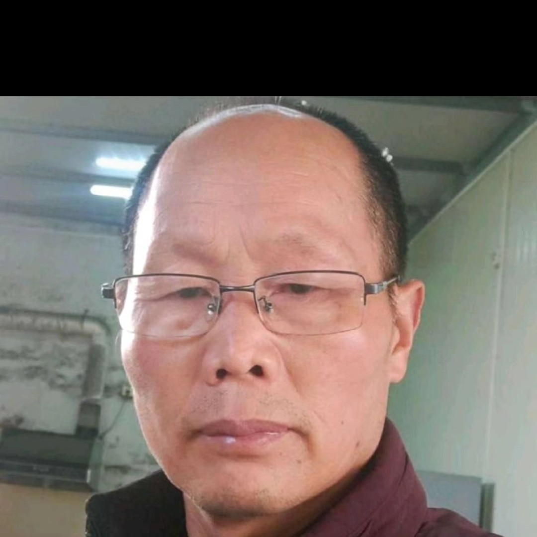兴奋相许鱼的照片