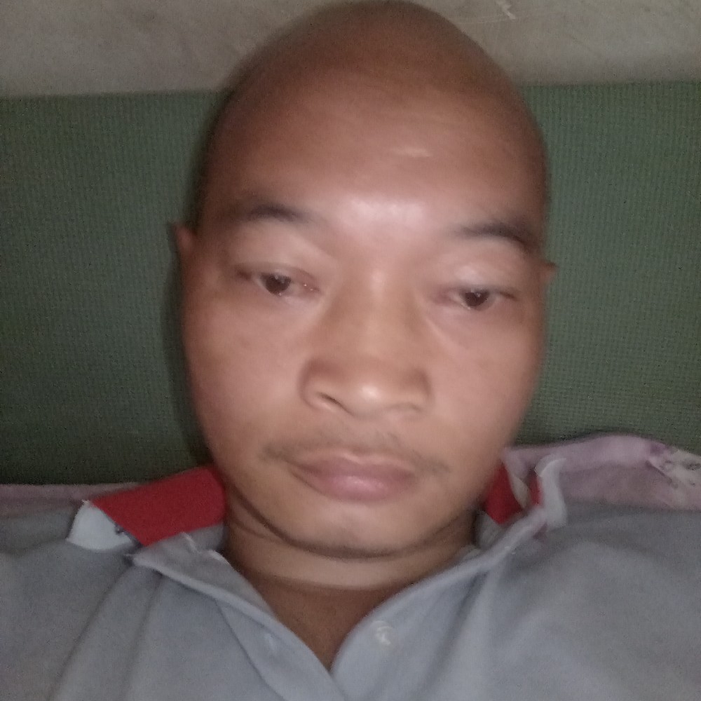 画板专注的照片