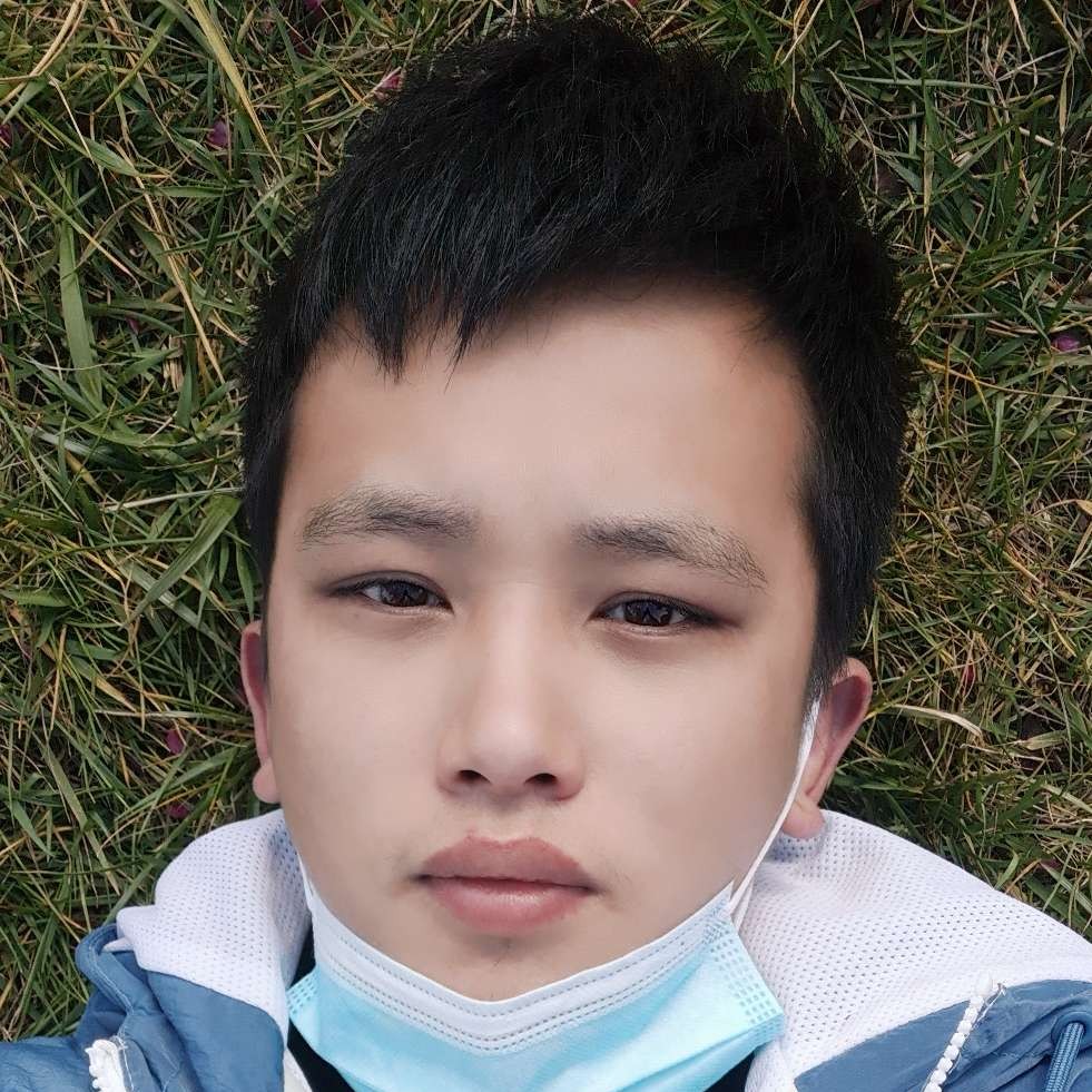 舒荷泪了自信的照片