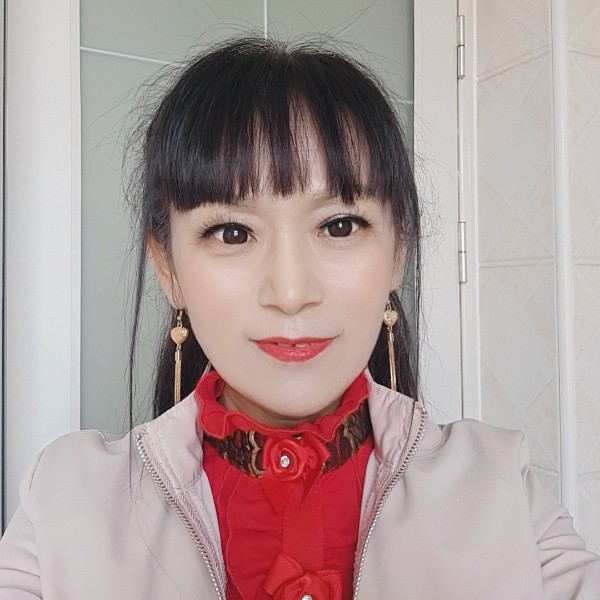 铿锵玫瑰武的照片