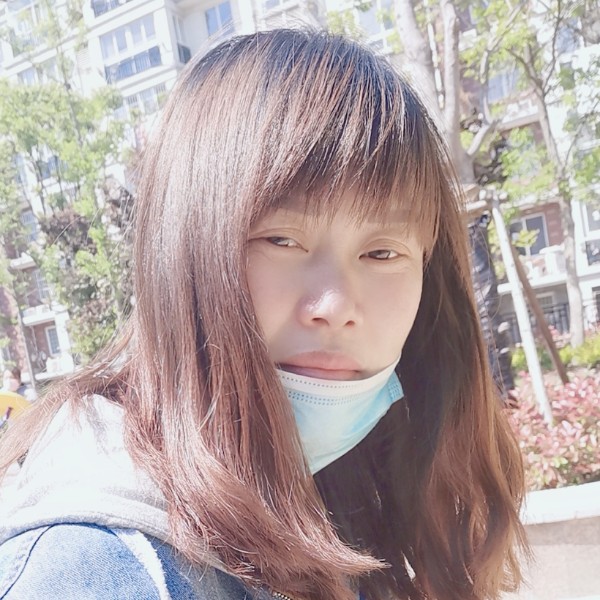 伸手摘星辰的照片