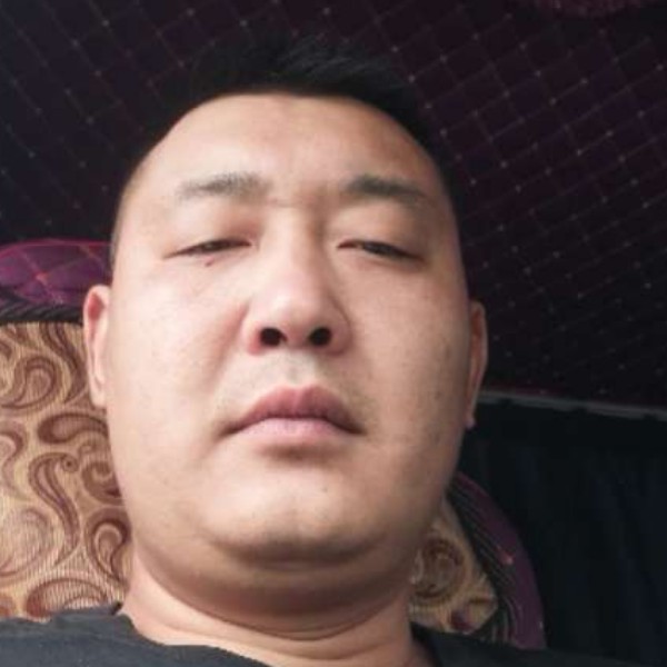 耳机香蕉的照片