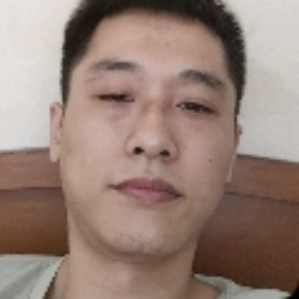 微凉苦恋俊秀的照片