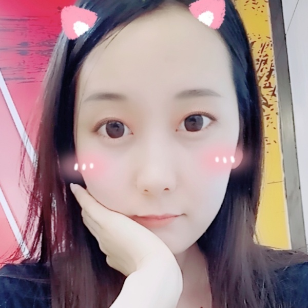 张可馨+的照片