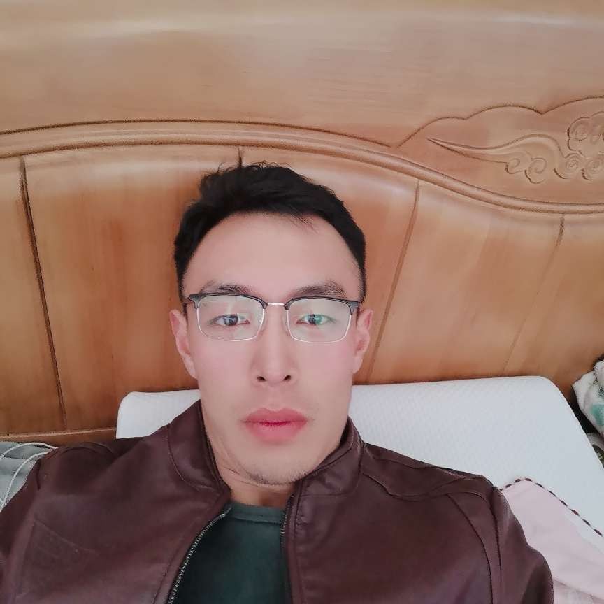 心锁中的照片