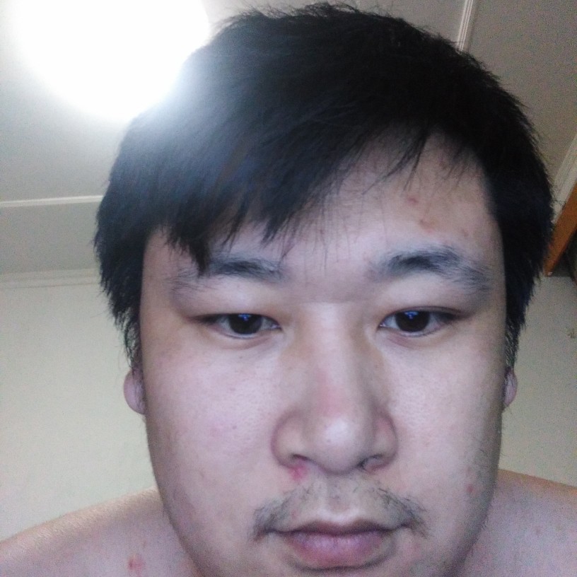 苗条说香蕉的照片