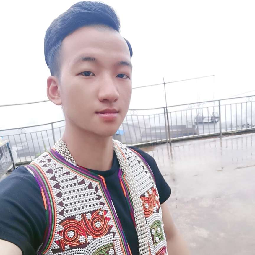 孝顺回首爱情的照片