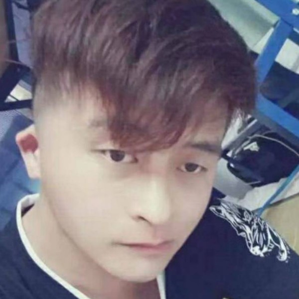 刘思远的照片