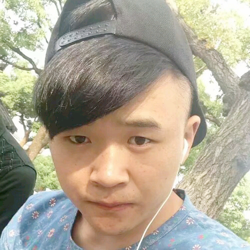 高冷的吕欧巴的照片
