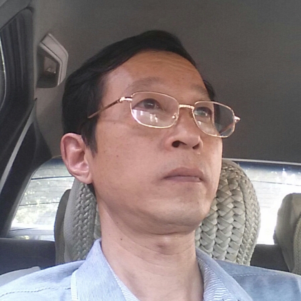 孤独秋叶的照片
