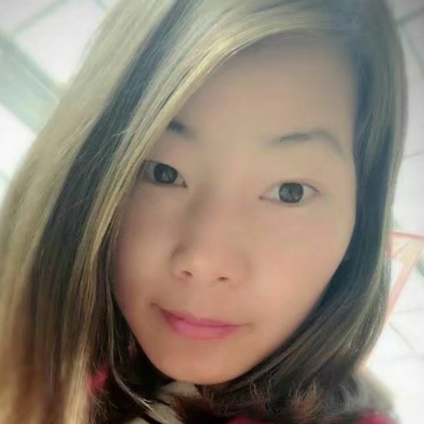 琴菲的照片
