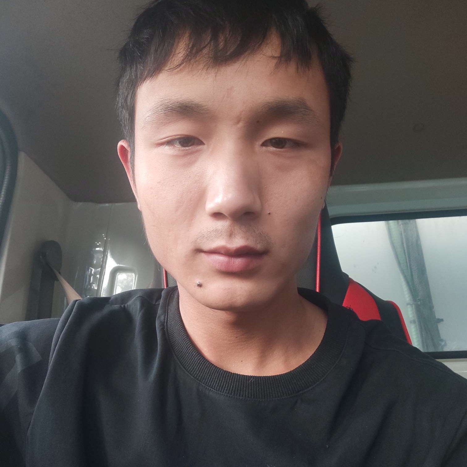 左某人的照片