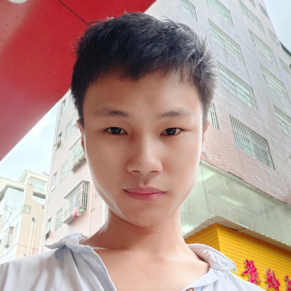 淡然凝眸火车的照片
