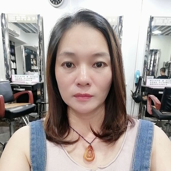 树叶倾心浅唱的照片