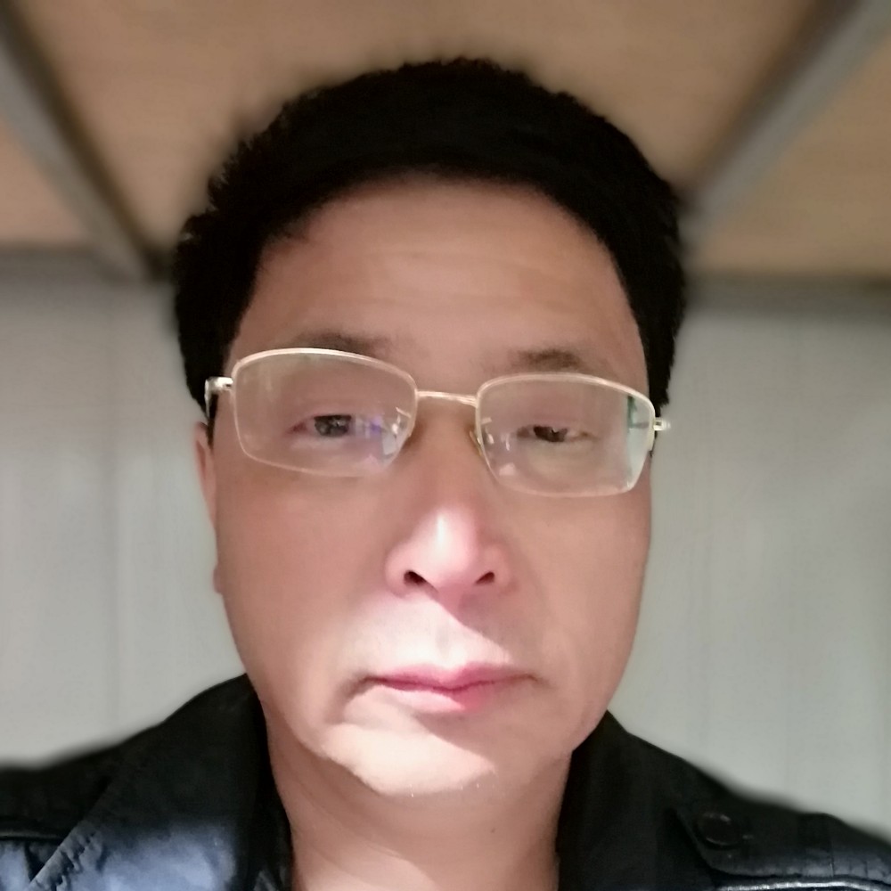 狠男的照片