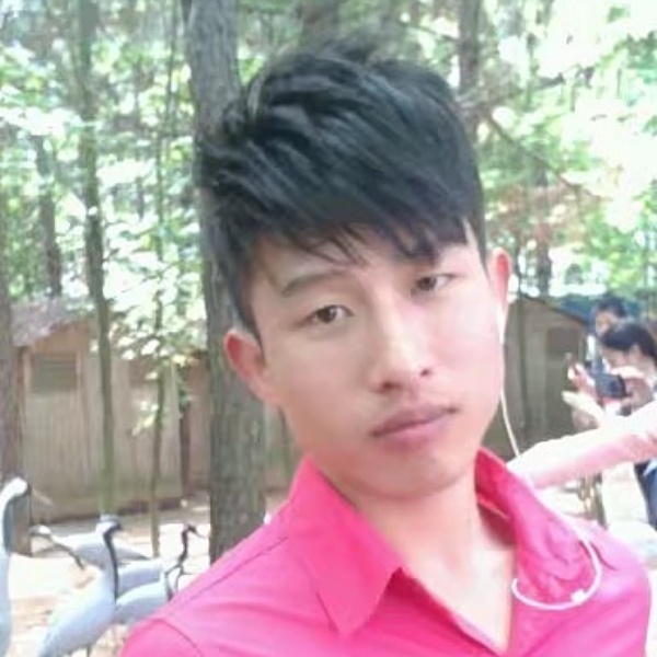 单薄向流岚的照片