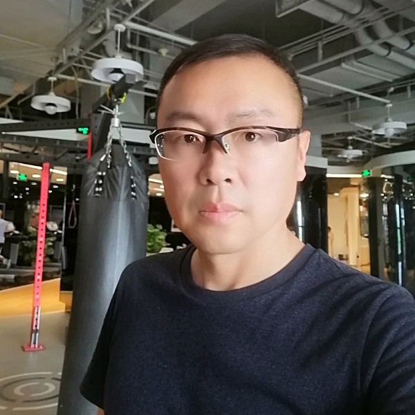 错落笑山水的照片