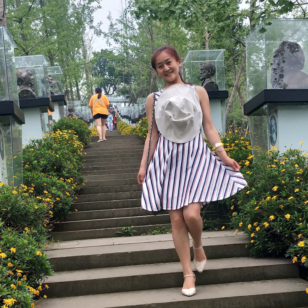 用力活着的照片