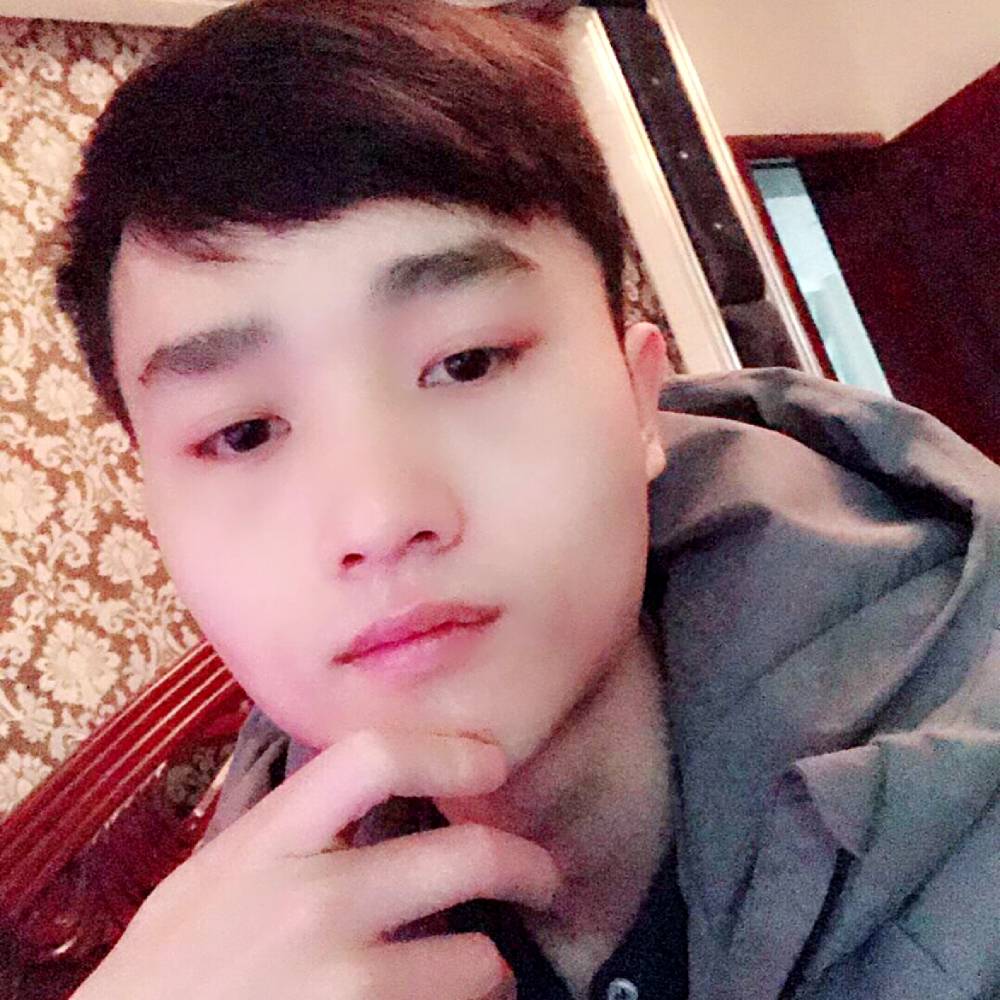 猛男冲击的照片