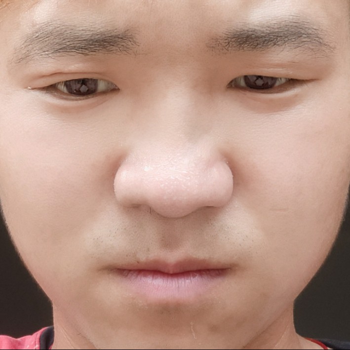 动一笑奈何的照片