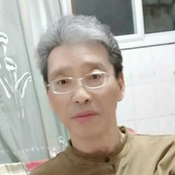 朱小宏的照片
