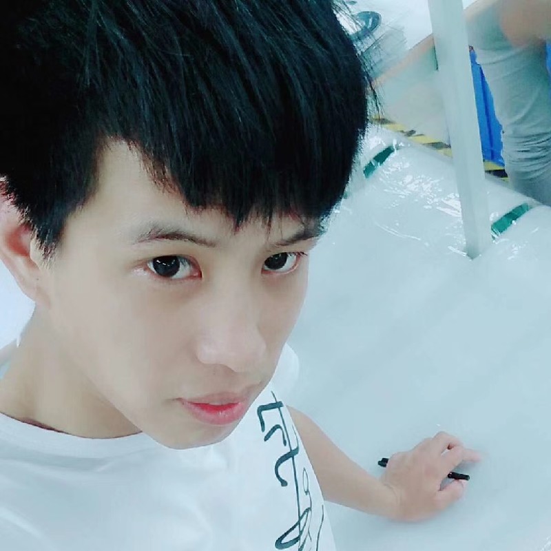 称心漫步青衣的照片