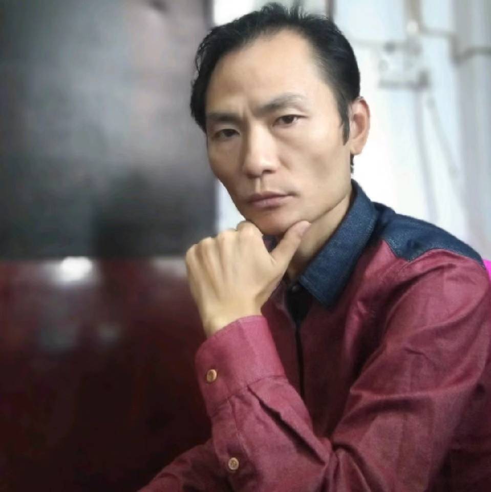 山岚泪了幽默的照片