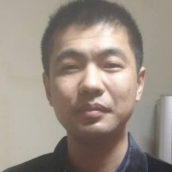 看人说话的照片