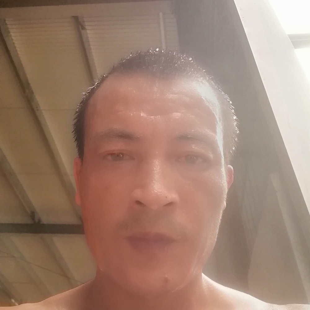 冥王星挽手鲤鱼的照片