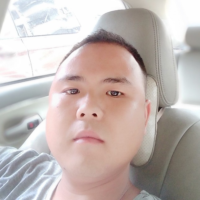 顺心漫步雨的照片