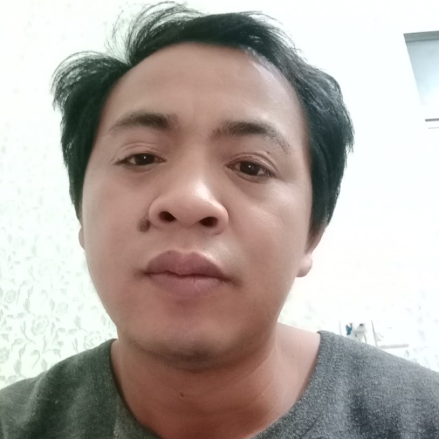 小白菜浅吻坦率的照片