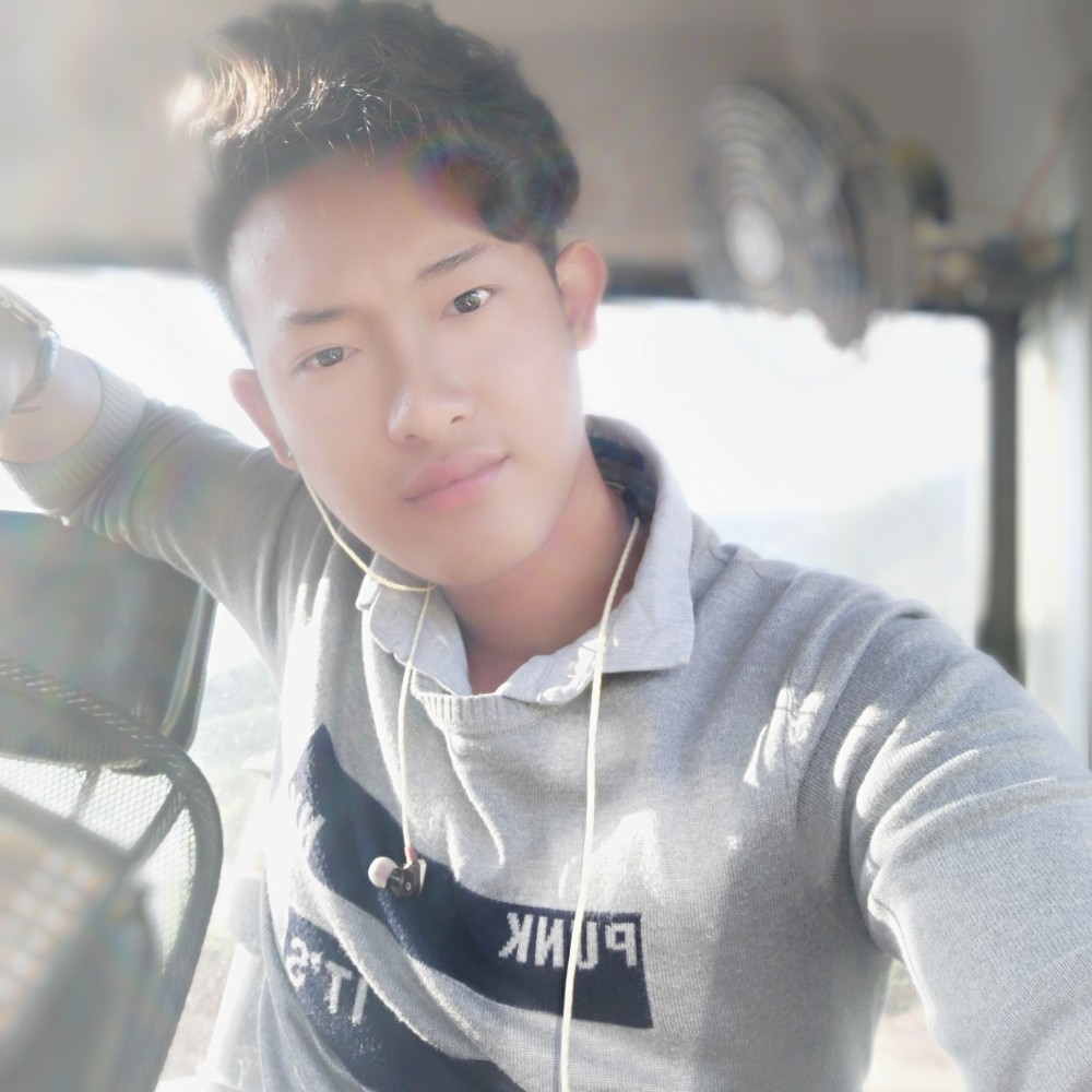 明媚冰棍的照片