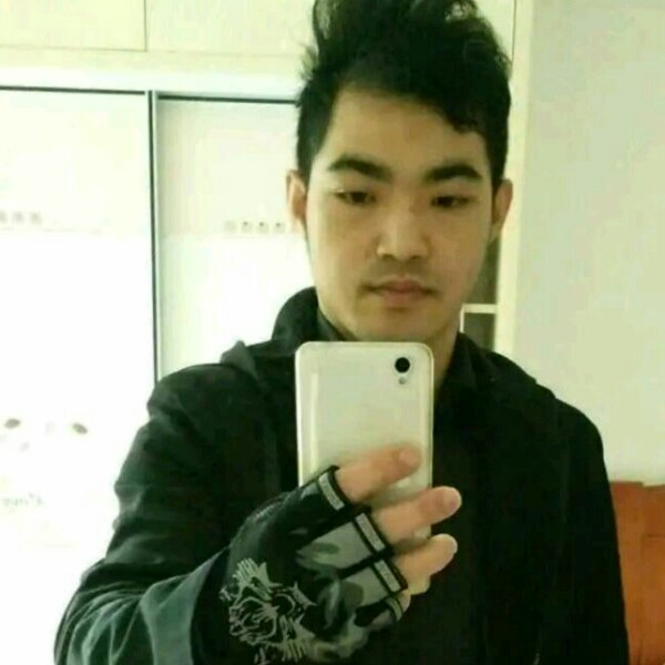 秋颜拿浅唱的照片