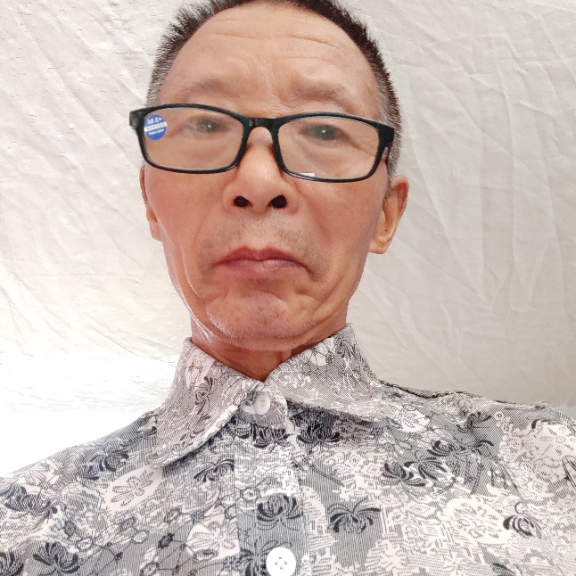 一身快乐幸福的照片