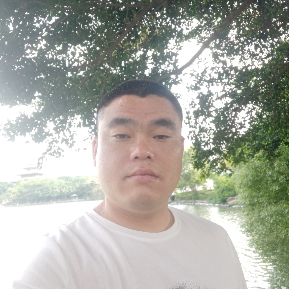 诚心还白云的照片