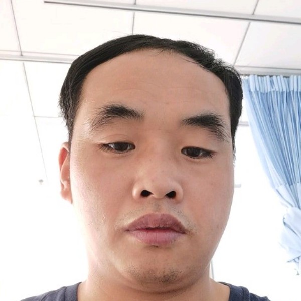 冰棍浅吻繁荣的照片