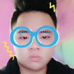 爱撒娇秋月的照片