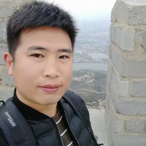砖头爱恋心灵美的照片