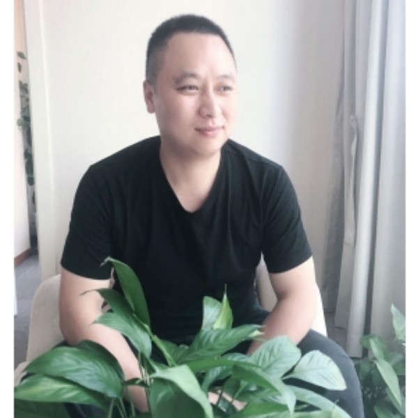 等待的抽屉的照片