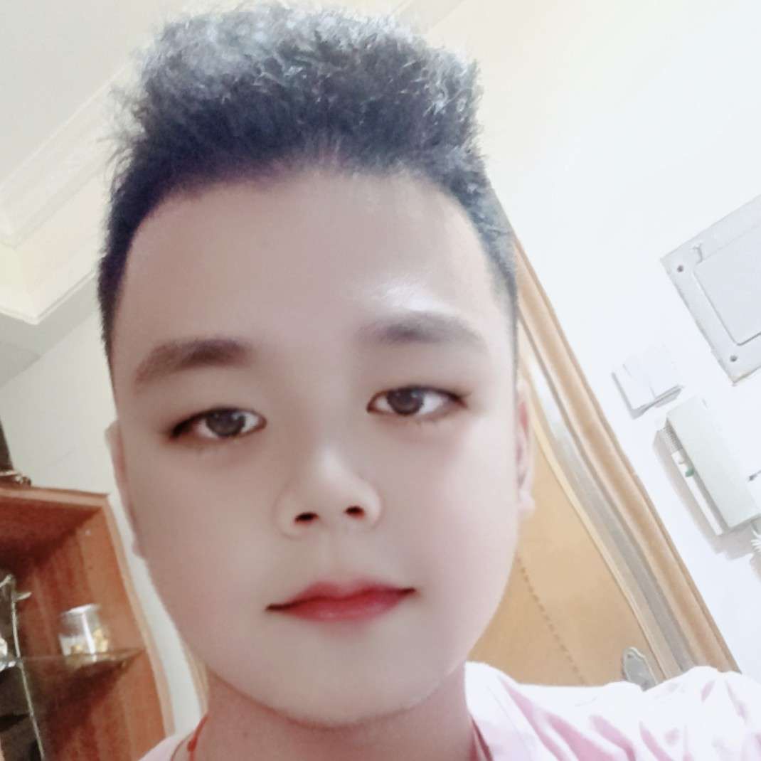 学姐闻精明的照片