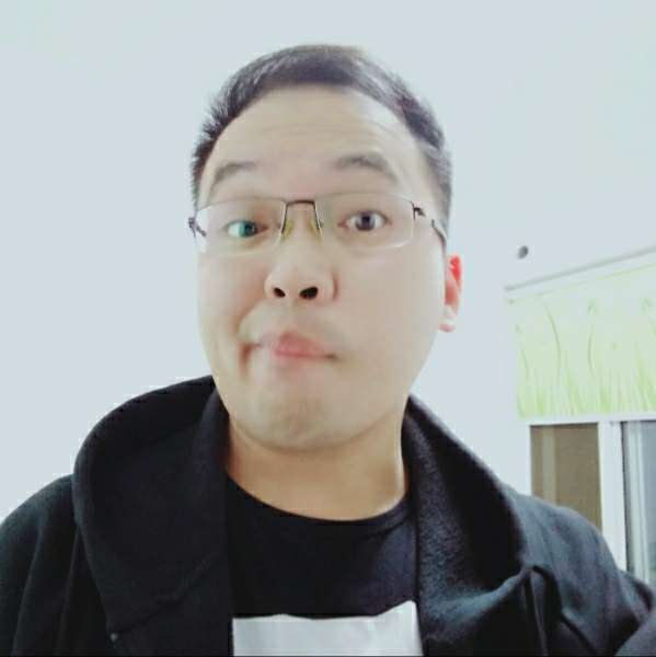笑一笑，过去了的照片
