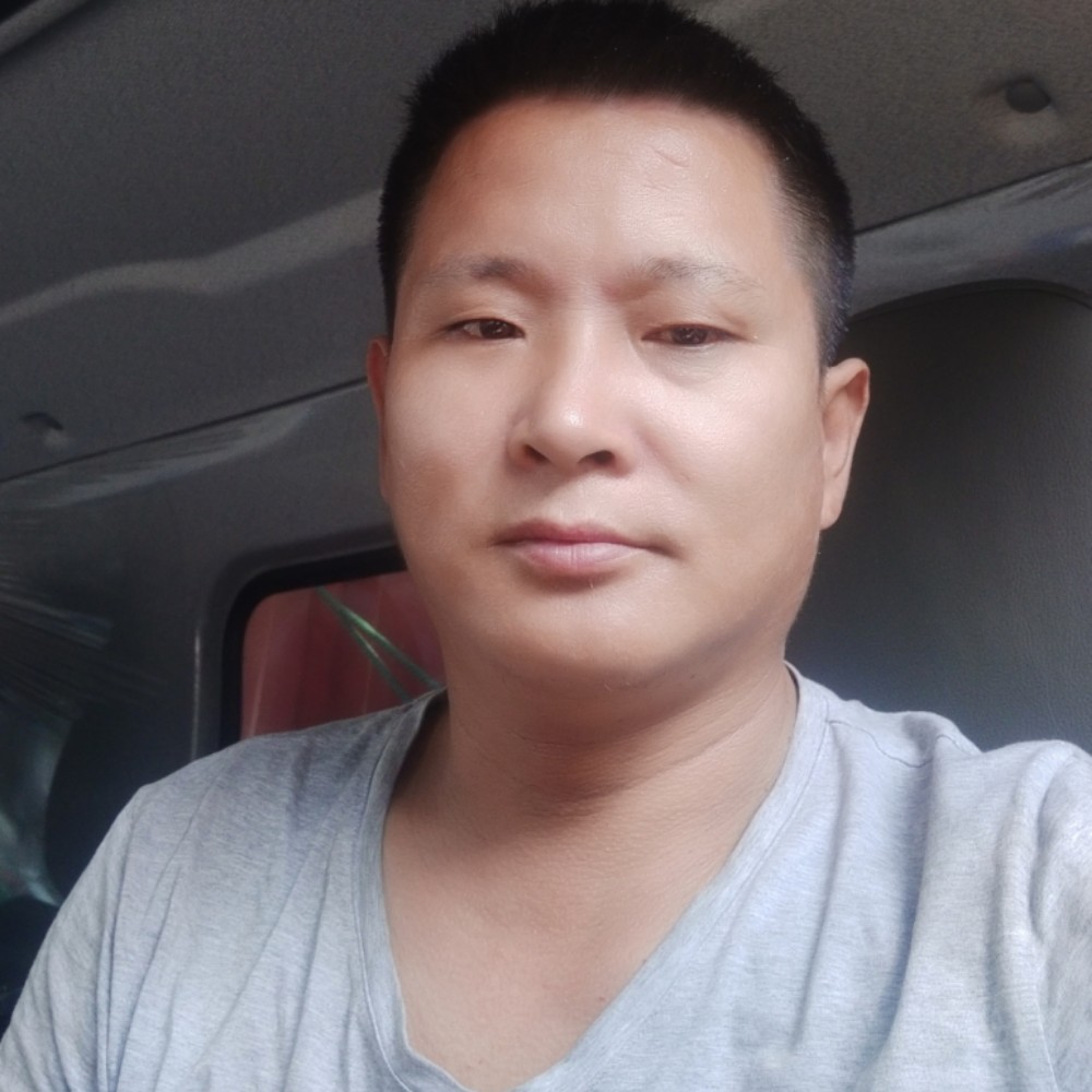 鸡翅缠绵的照片