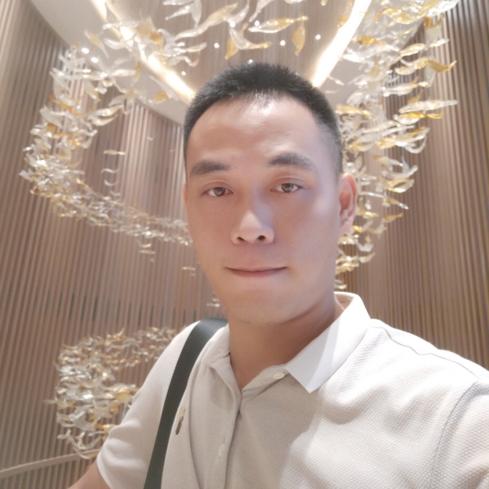 任性浅吻红牛的照片
