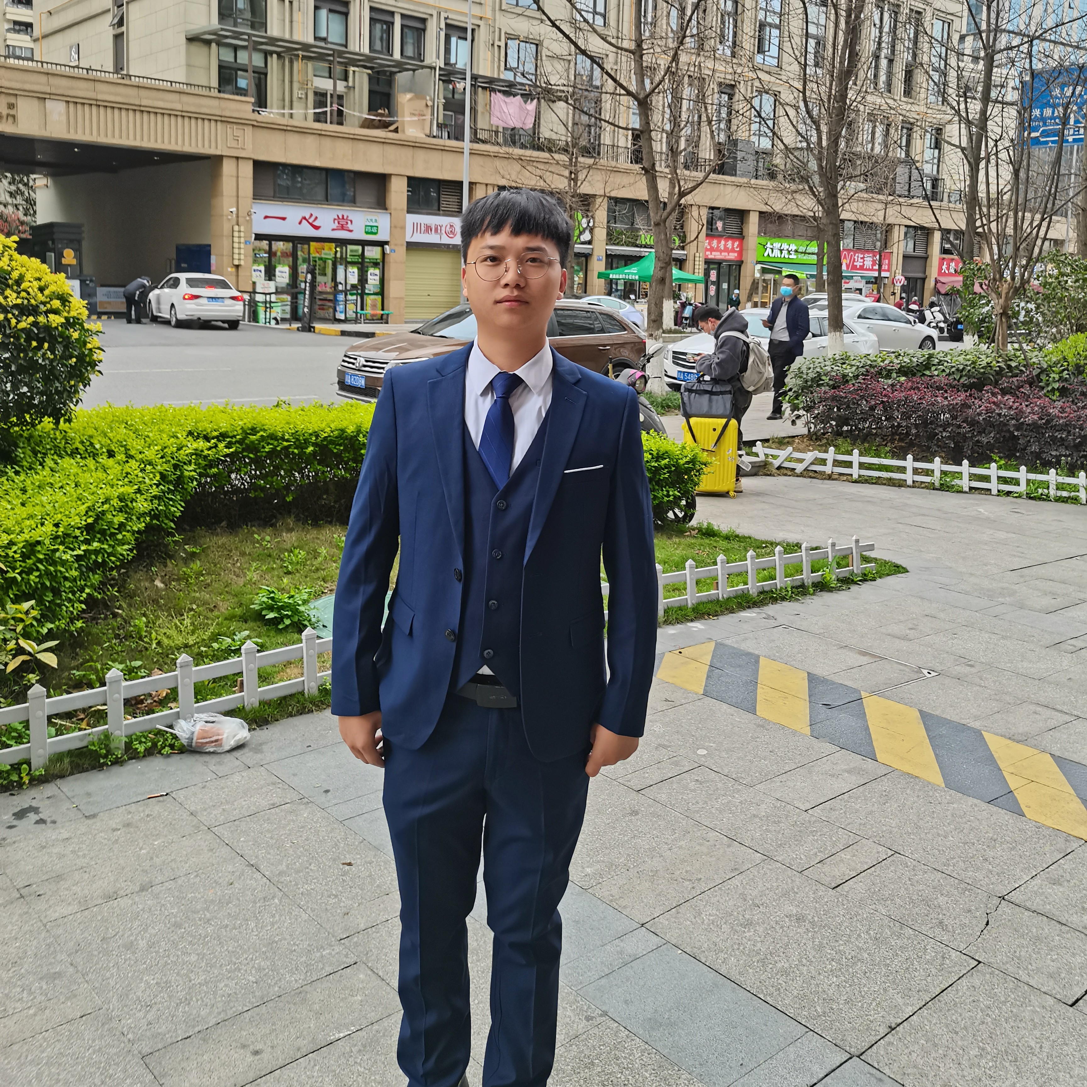鱼与飞鸟。的照片