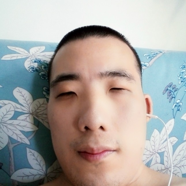 李泽栋的照片