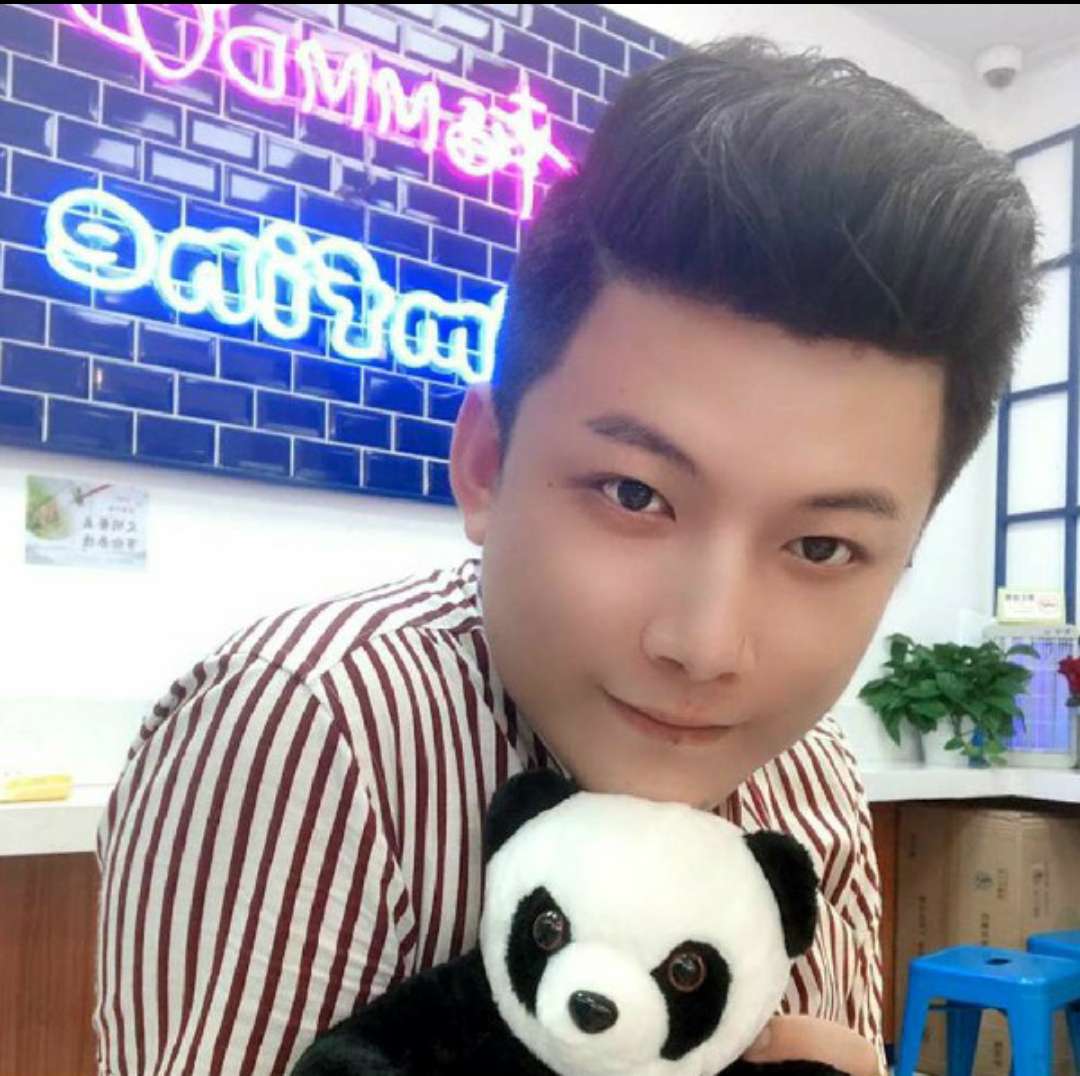 愚陋的照片