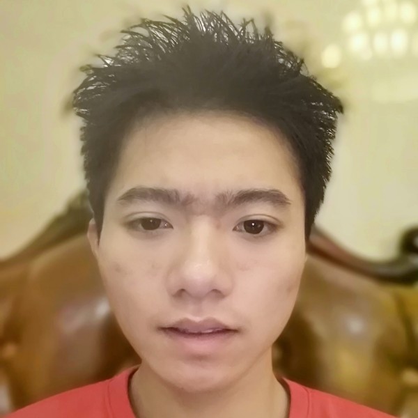 艺术男儿裆自强的照片