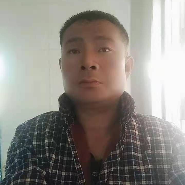 于与意的照片
