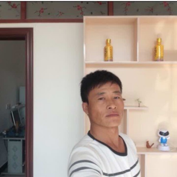 灵巧邂逅水影的照片
