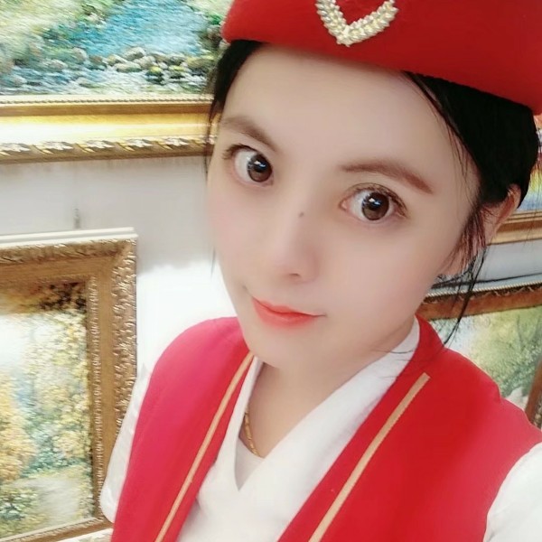 买赛提琪琪的照片